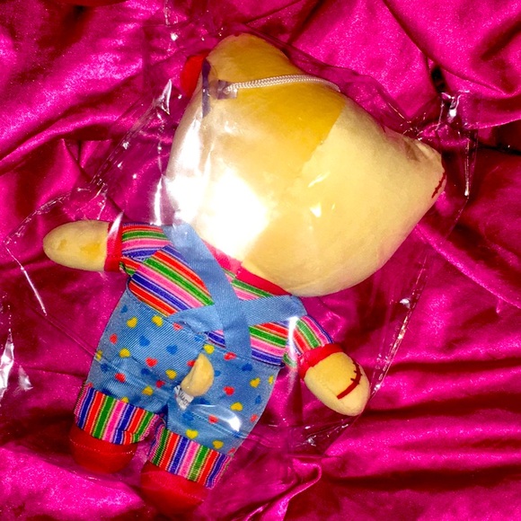 Hello Kitty x Chucky ✨💋 - Picture 2 of 4